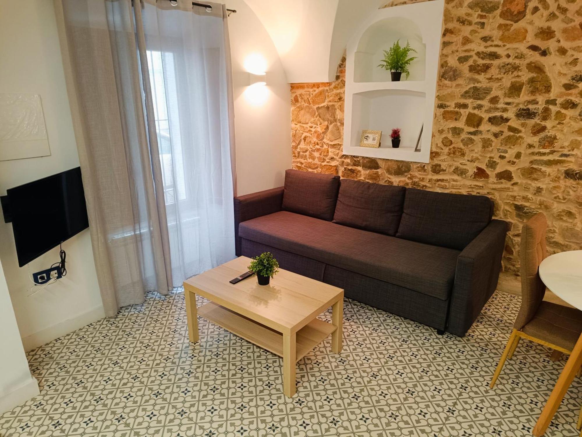 Al-Qazeres Suites Caces Exterior foto